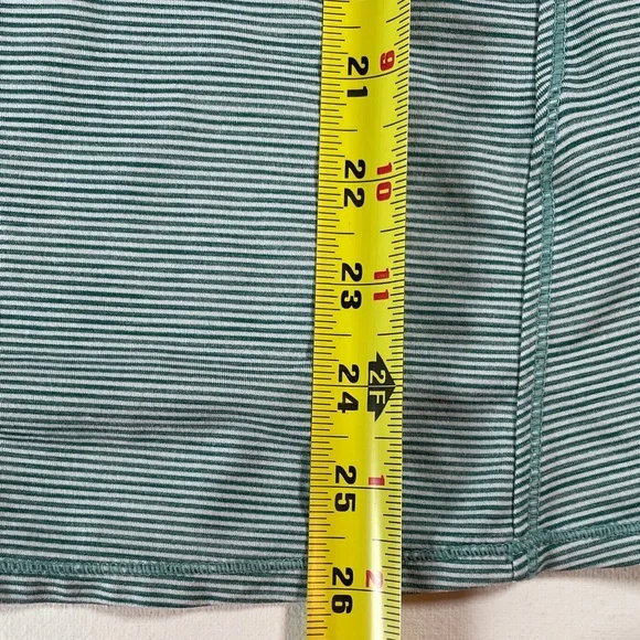 Zella Striped Long Sleeve Activewear Green Shirt Top Cutout Back - Size Small - Picture 10 of 10